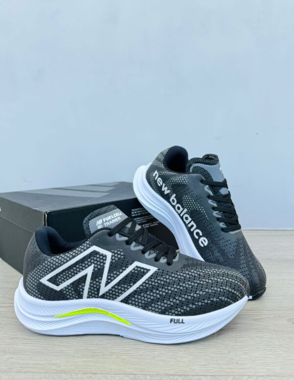 NEW BLANCE - FUELCELL  RUNNING UNISEX + CAJA