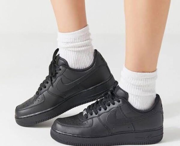 1736461858WhatsApp Image 2025-01-09 at 4.34.33 PM (12) TENIS NIKE FORCE ONE CON CAJA UNISEX