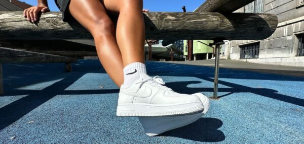 1736461858WhatsApp Image 2025-01-09 at 4.34.33 PM (2) TENIS NIKE FORCE ONE CON CAJA UNISEX