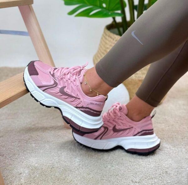 TENIS NIKE SKATE DAMA CON SU CAJA