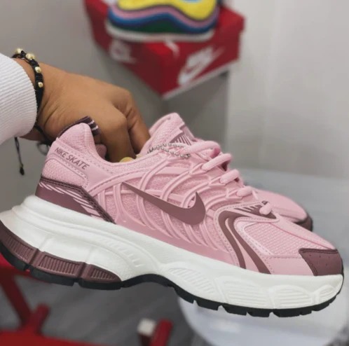 TENIS NIKE SKATE DAMA CON SU CAJA